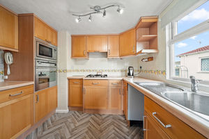 Photo 11- click for photo gallery